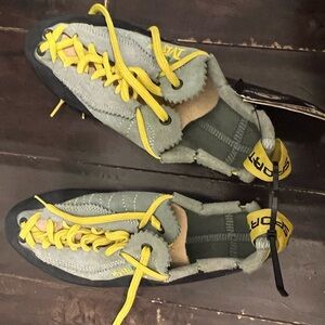 La Sportiva Eco Mythos Size 40.5 New with Tags